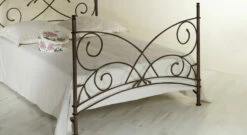 Bett "Amarete" -Bettbezüge Verkäufe 2024 bett amarete fussteil verziert hochwertig gr