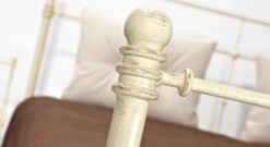 Bett "Astara" -Bettbezüge Verkäufe 2024 bett astara creme gold gewischt fussteil gr