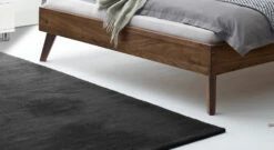 Bett "Coraia" -Bettbezüge Verkäufe 2024 bett coraia ausgestellt bettbeine