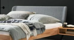 Bett "Koruko" -Bettbezüge Verkäufe 2024 bett koruko stoffkopfteil grau