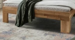 Bett "Nivan" -Bettbezüge Verkäufe 2024 bett nivan winkelfuessen massivholz