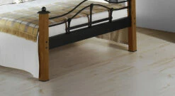 Bett "Sinja" -Bettbezüge Verkäufe 2024 bett sinja fussteil holz metall