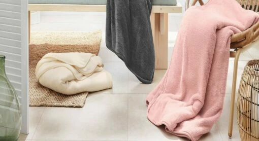 Kuscheldecke "s.Oliver" Chester -Bettbezüge Verkäufe 2024 kuscheldecke soliver chester weich oberflaeche