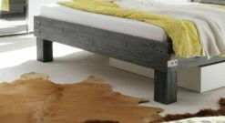 Bett "Caldera" -Bettbezüge Verkäufe 2024 massivholzbett caldera fussbereich metall manschetten