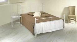 Bett "Astara" -Bettbezüge Verkäufe 2024 metall bett astara weiss silber gewischt gr