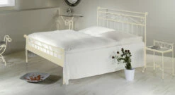 Bett "Merlo" -Bettbezüge Verkäufe 2024 metallbett merlo creme gold gewischt gr