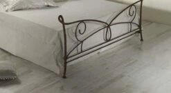 Bett "Porco" -Bettbezüge Verkäufe 2024 metallbett porco optionales fussteil stabil gr