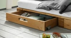 Palettenbett "Nimba" -Bettbezüge Verkäufe 2024 palettenbett nimba schubladen integriert