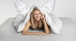 SCHLAFSTIL Daunen-Bettdecke "D700" Medium