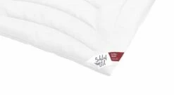 SCHLAFSTIL Markenfaser-Bettdecke "F300" Extra Warm 8 SCHLAFSTIL Markenfaser-Bettdecke "F300" Extra Warm -Bettbezüge Verkäufe 2024 schlafstil markenfaser bettdecke f300 extra warm verarbeitet sorgfaeltig