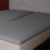 Boxspring-Spannbetttuch Für Split-Topper (individueller Kopfteileinschnitt) -Bettbezüge Verkäufe 2024 split topper kneer kopfteil einschnitt spannbetttuch gr